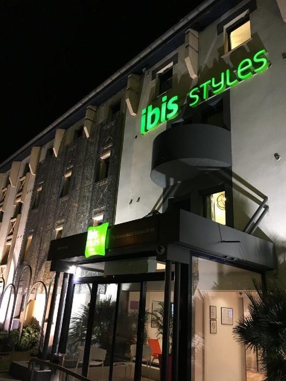 Ibis Styles Toulouse Nord Sesquieres Hotel Екстериор снимка