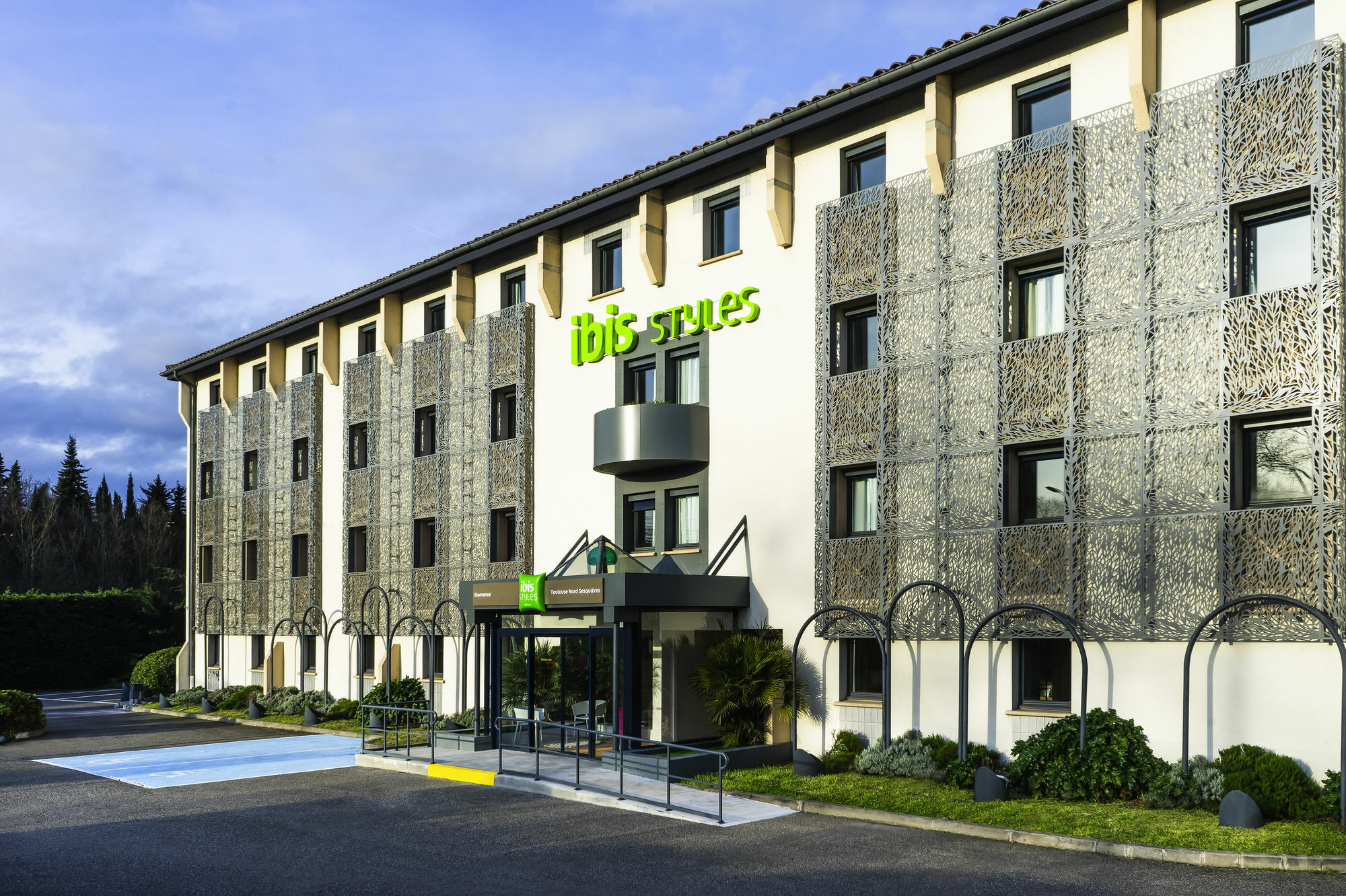Ibis Styles Toulouse Nord Sesquieres Hotel Екстериор снимка