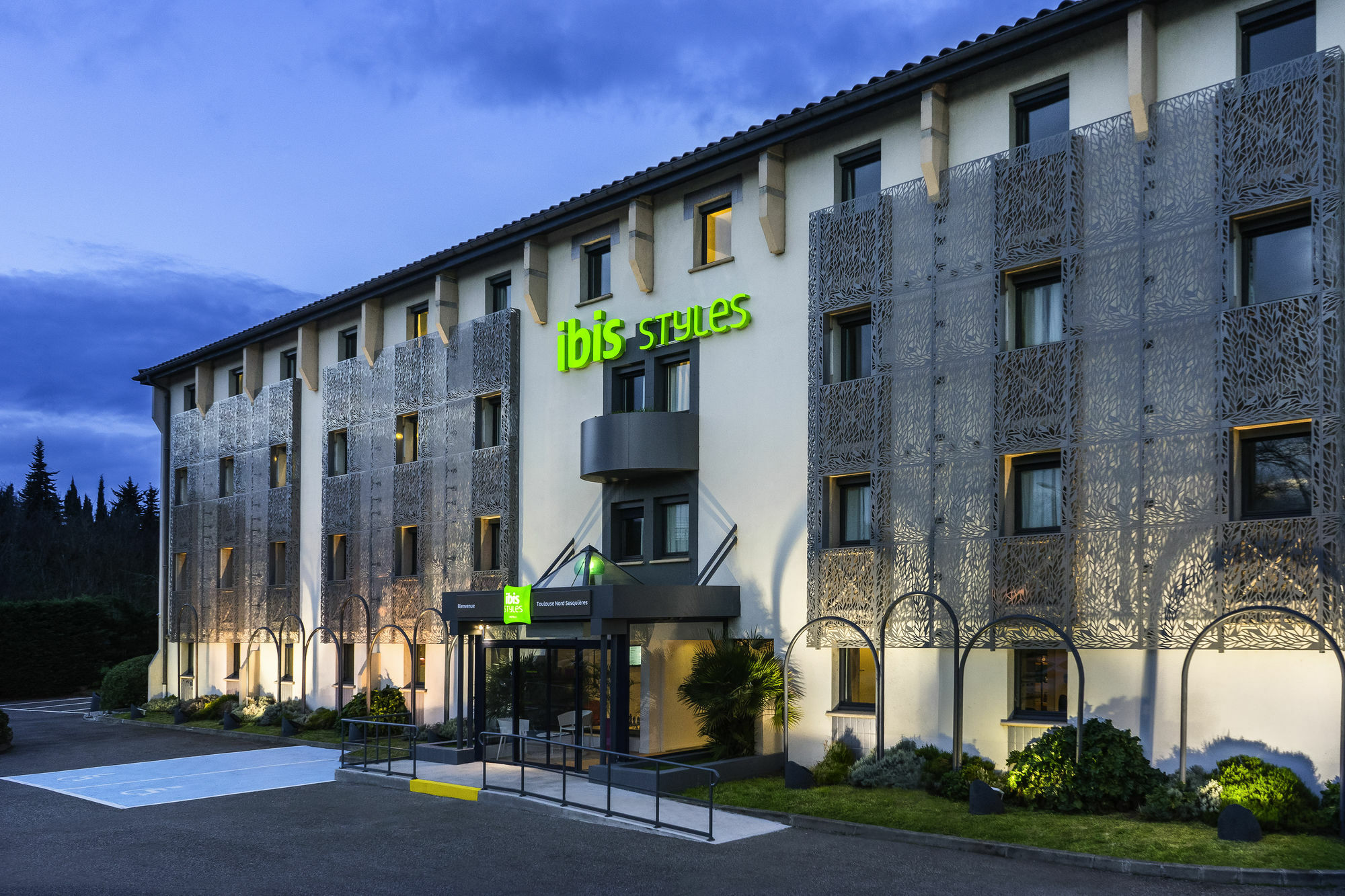 Ibis Styles Toulouse Nord Sesquieres Hotel Екстериор снимка